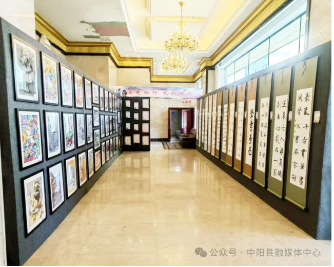 我县举办第八届中小学生书法比赛暨艺术作品展