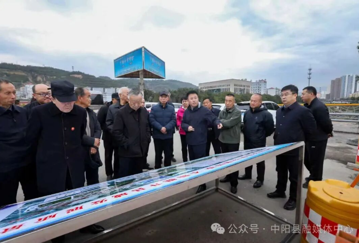 我县举行经济社会发展情况通报暨重阳节座谈会