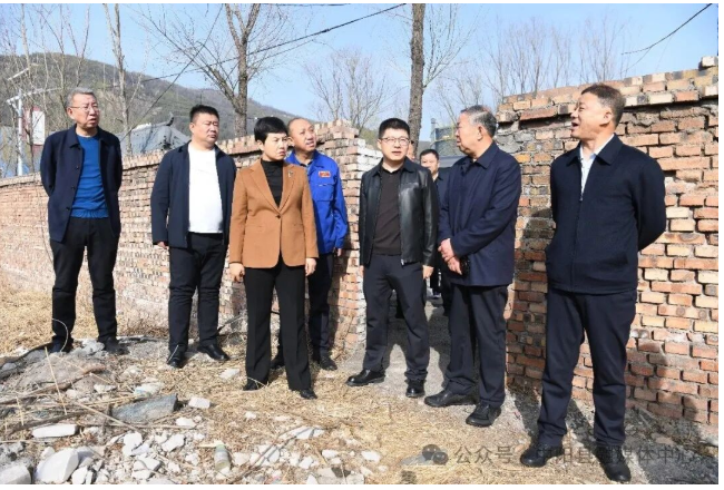 孙燕飞深入中钢公司开展入企服务