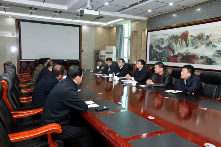 王峰就全县安全生产工作进行调研